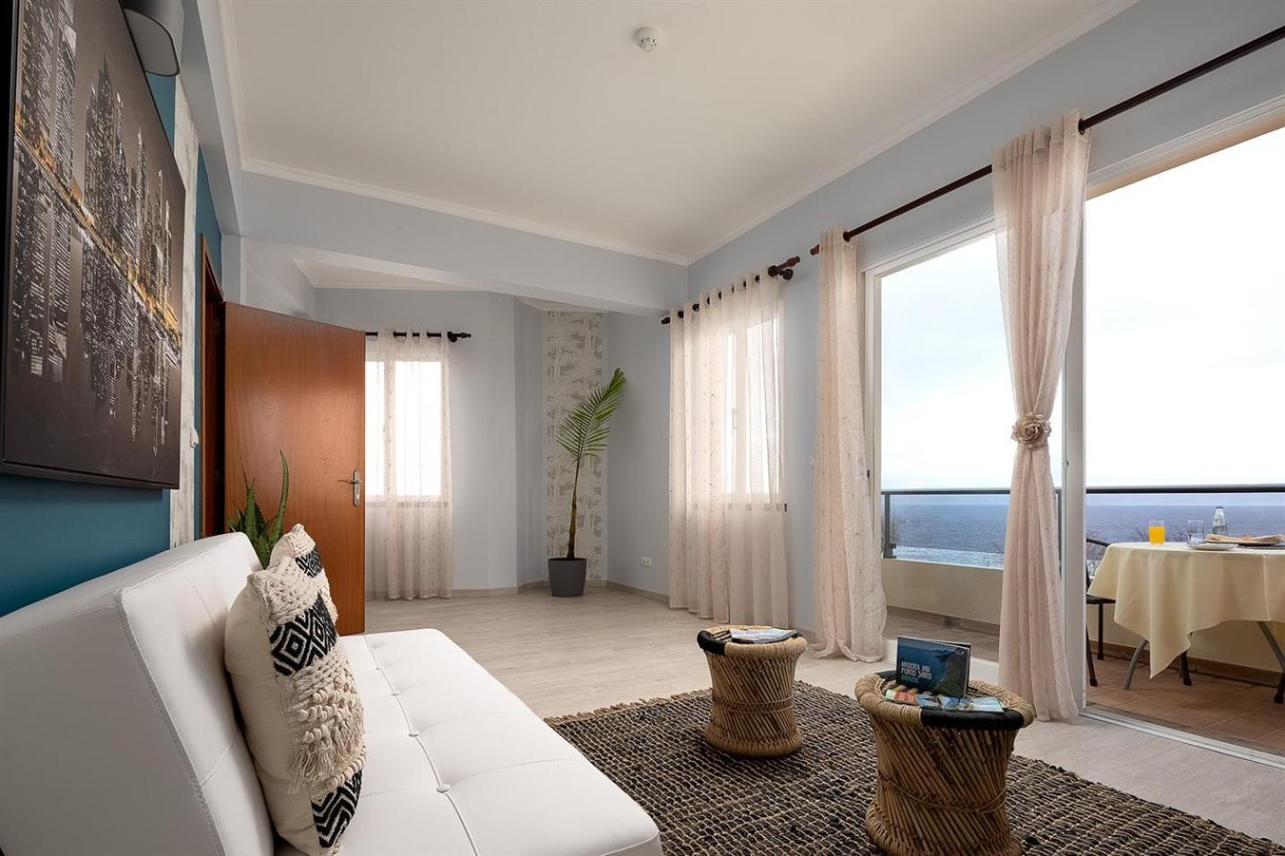 Perola Views Inn By Madeira Sun Travel Порту-Мониш Экстерьер фото