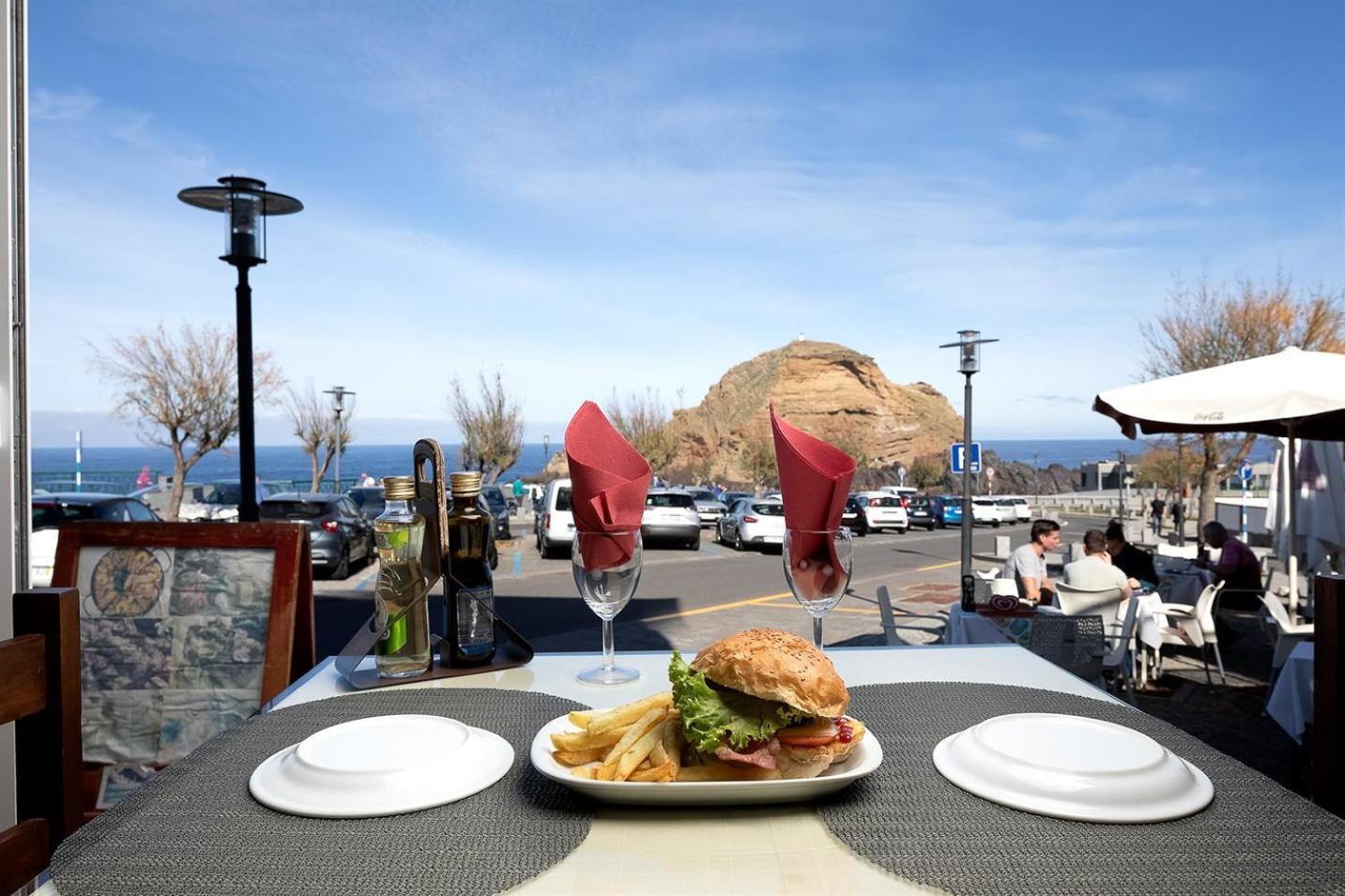Perola Views Inn By Madeira Sun Travel Порту-Мониш Экстерьер фото